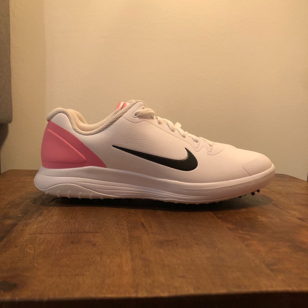 NEW Nike Mens Golf Shoes